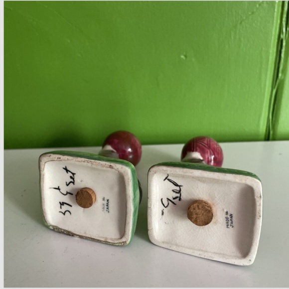 VINTAGE MCM CIRCUS SEAL w/ BALL on nose ceramic SALT & PEPPER SHAKERS SET Japan - Picture 4 of 4